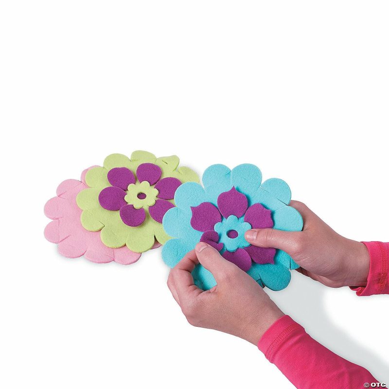 Craft Activities | Myo Fleece Flower Pillow Craft Activities Craft Activities