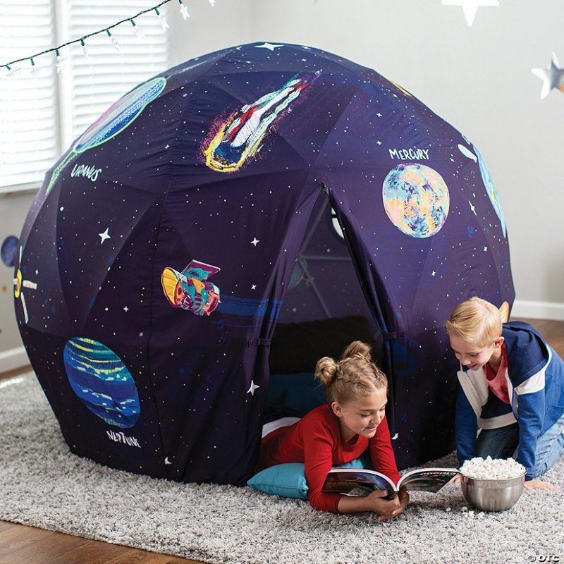 The Earth & Stars | Oh So Fun! Deluxe Glow-In-The-Dark Space Fort Science & Nature The Earth & Stars