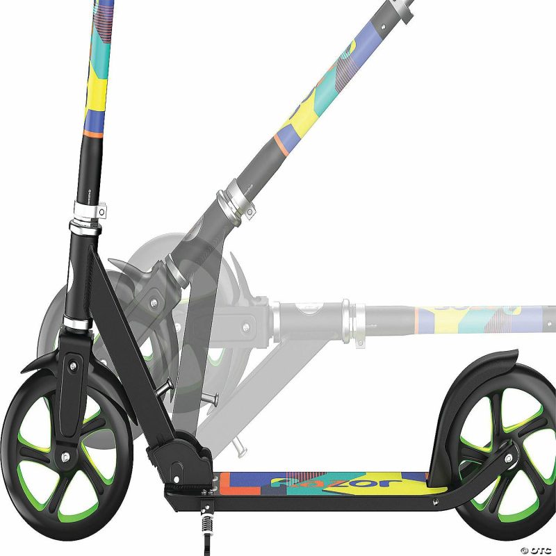 Bikes And Ride-Ons | Razor A5 Lux Light-Up Kick Scooter: Green Active Play Bikes And Ride-Ons